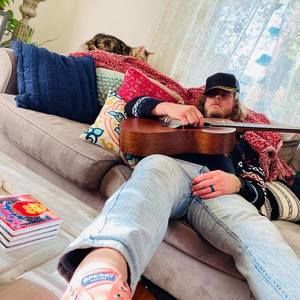 Meet your Posher, Thomas